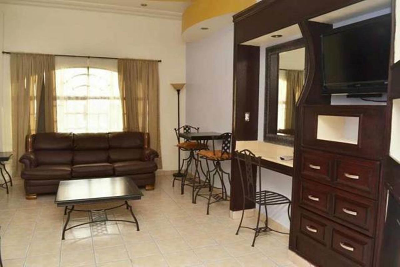 Maria Bonita Suites Agua Prieta Εξωτερικό φωτογραφία